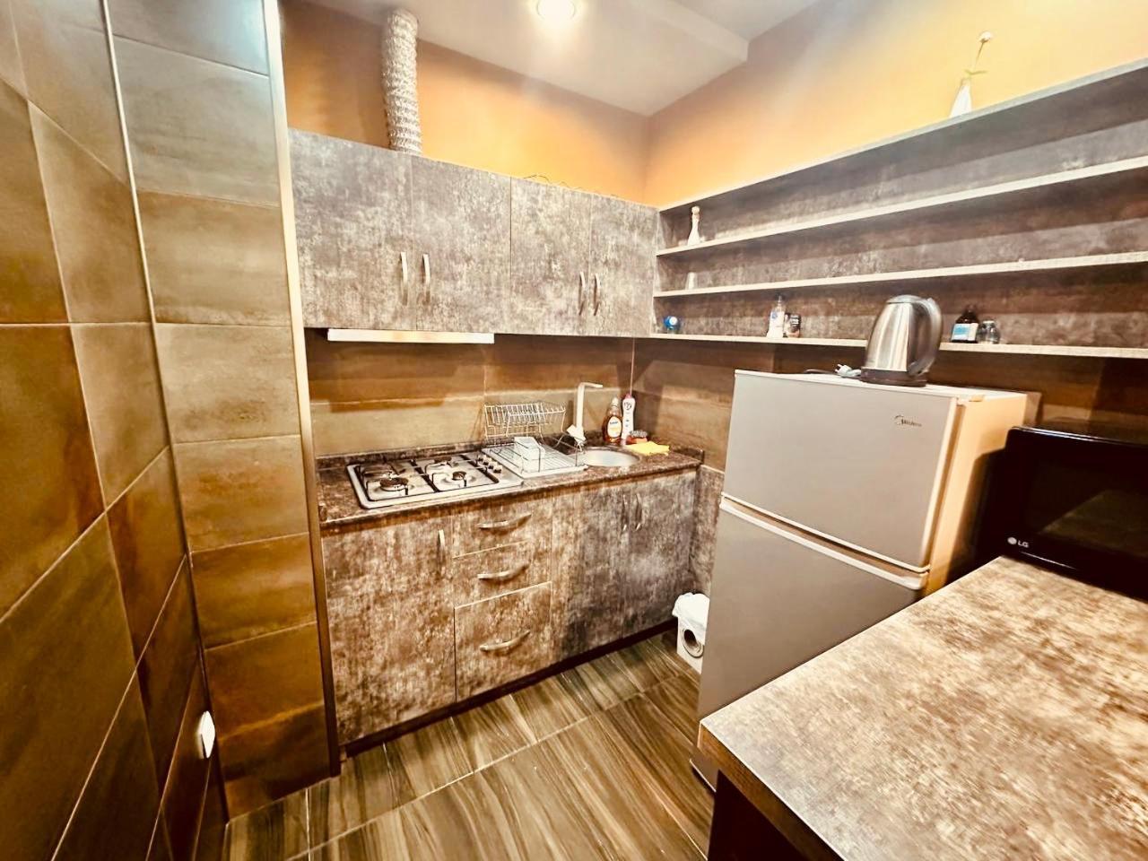 Marnika Apartment Batoumi Extérieur photo